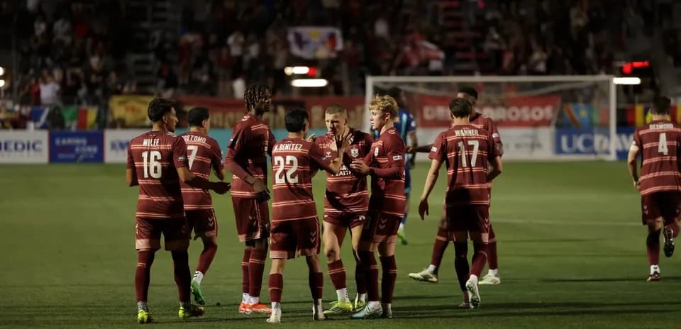 Jugadores del Sacramento Republic celebrando un gol