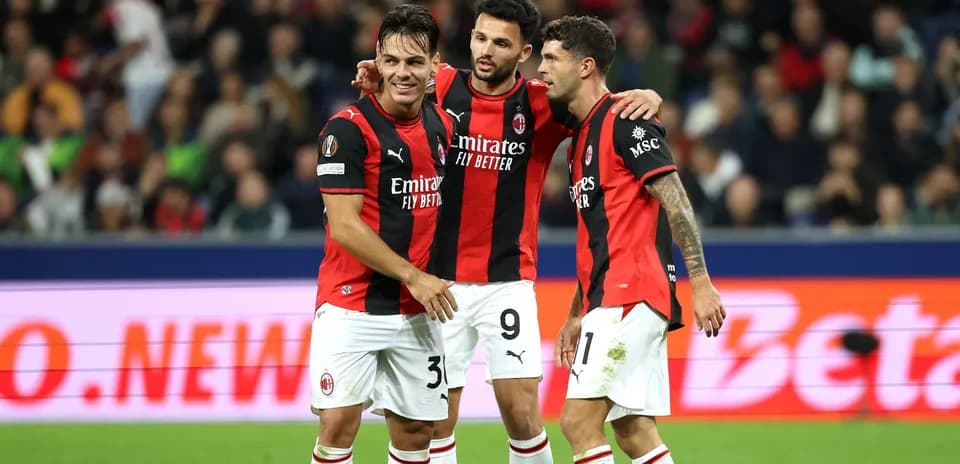 Jugadores del AC Milan celebrando un gol en partido