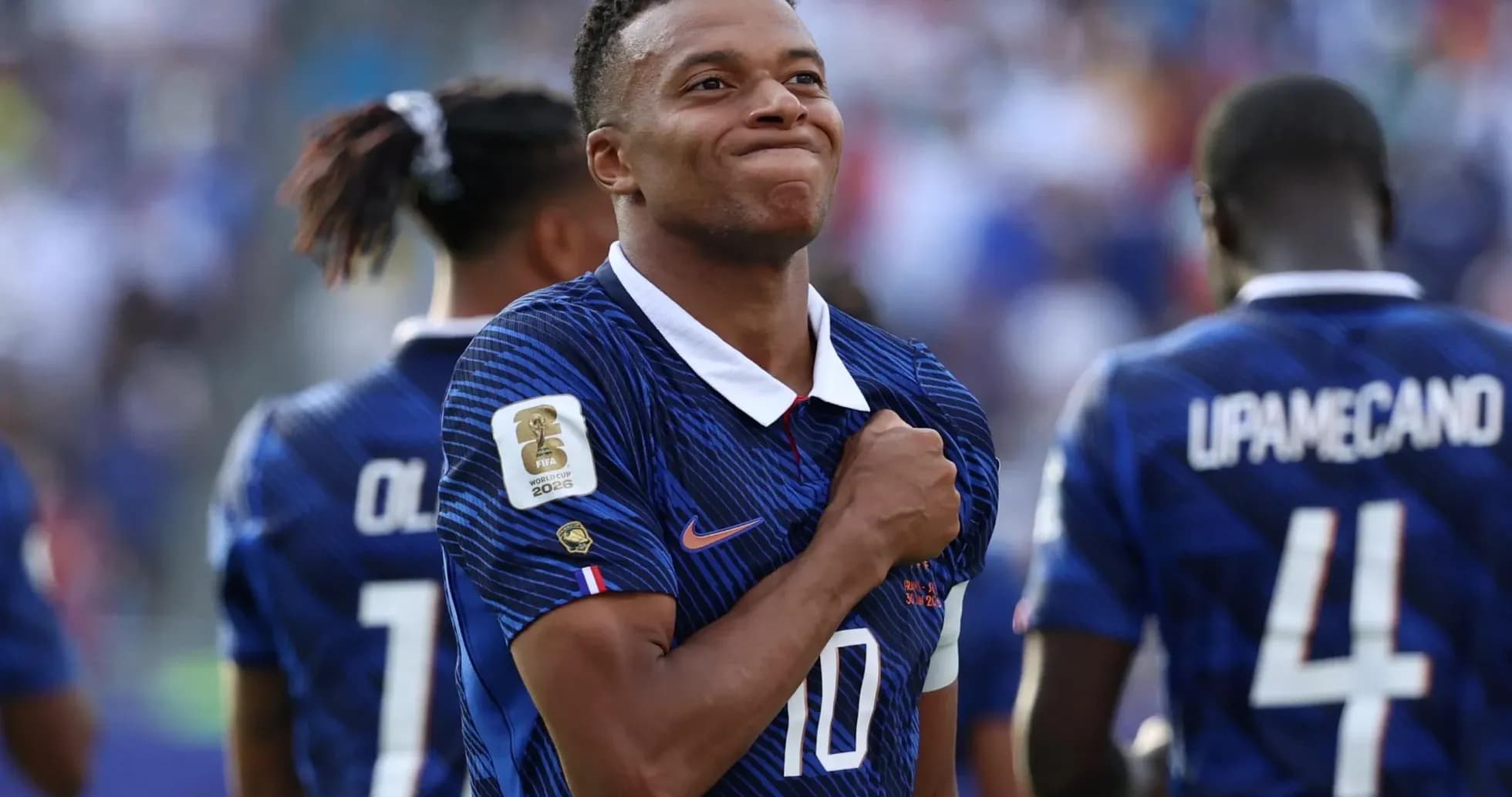 Kylian Mbappé celebrando con Francia