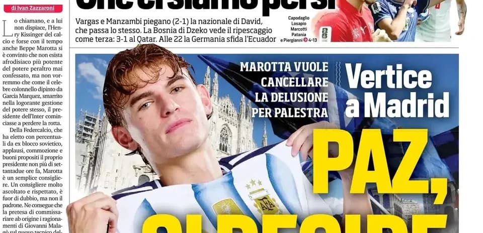 Joven futbolista con camiseta de Argentina en portada