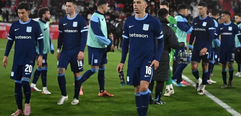 Jugadores de Racing Club al final del partido