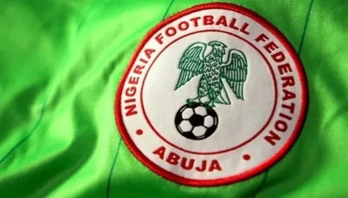 Logotipo de la Federación Nigeriana de Fútbol