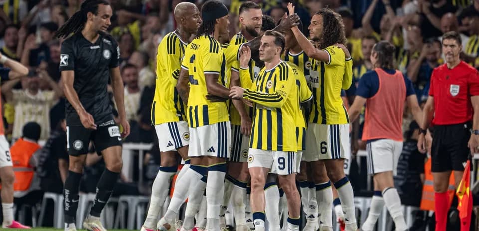 Celebración de Fenerbahçe en el partido