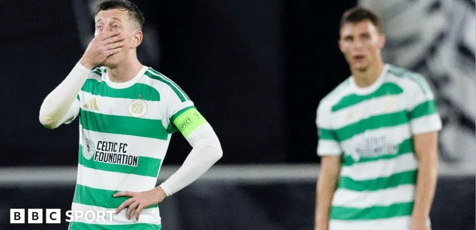 Jugadores de Celtic FC en el campo tras una derrota