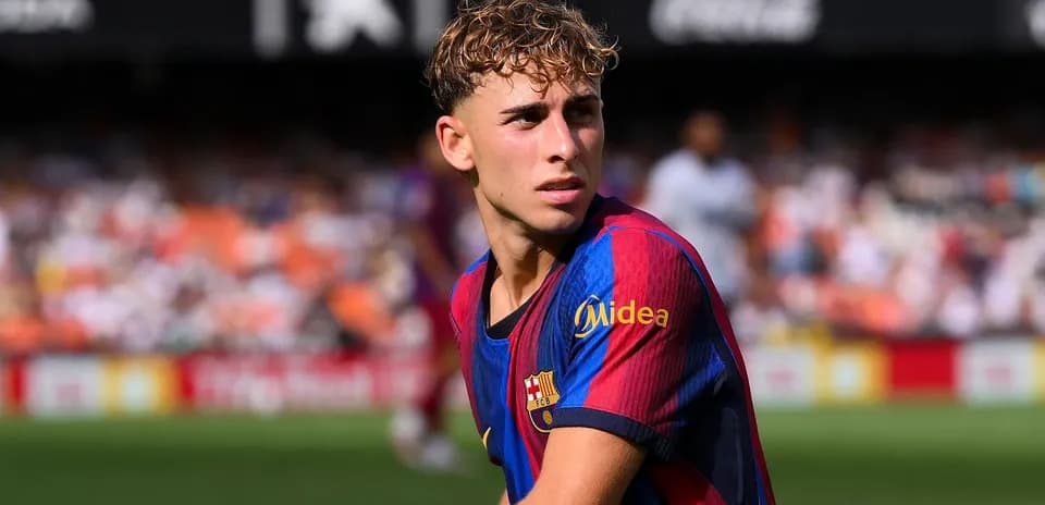 Jugador de Barcelona en el campo durante un partido