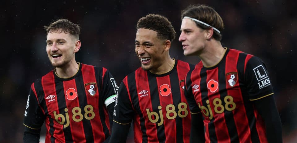 Bournemouth dispuesto a vender a Alex Scott por £100 millones en enero bajo condiciones clave