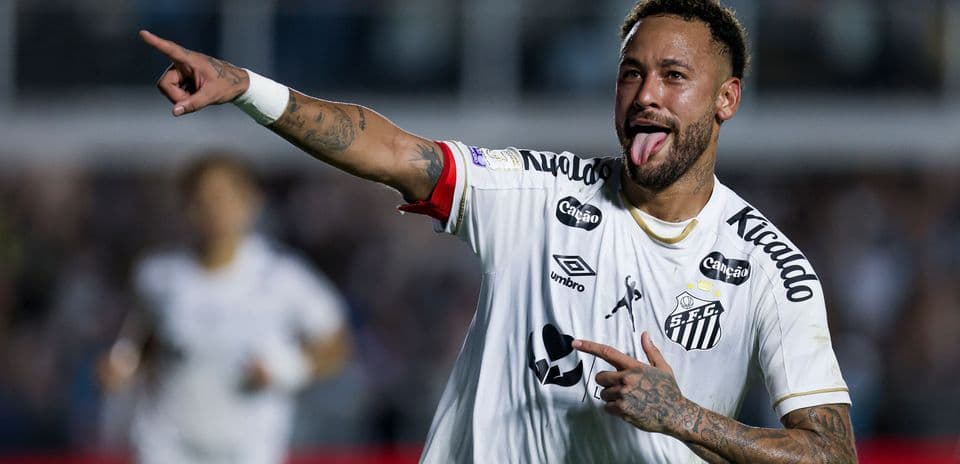 Neymar salva a Santos con dos penales ante Flamengo y frena la racha de líderes
