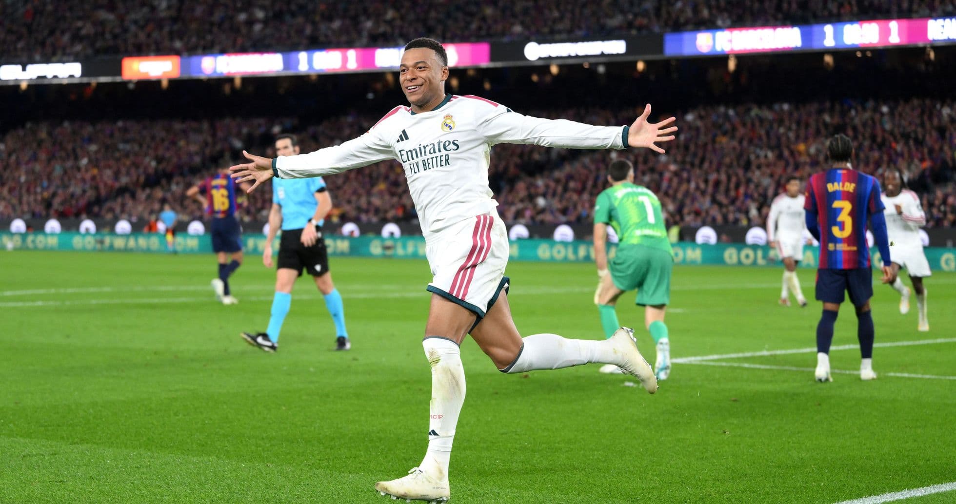 Mbappé alcanza los 100 goles con Real Madrid tras doblete decisivo ante Barcelona