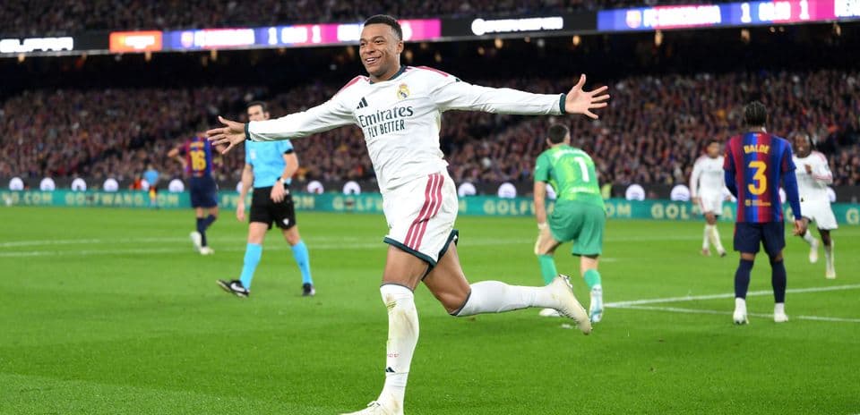 Mbappé alcanza los 100 goles con Real Madrid tras doblete decisivo ante Barcelona