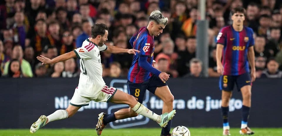 Pedri y Cubarsi reaccionan tras la derrota del Barcelona 1-2 ante Real Madrid: 'No jugamos bien'