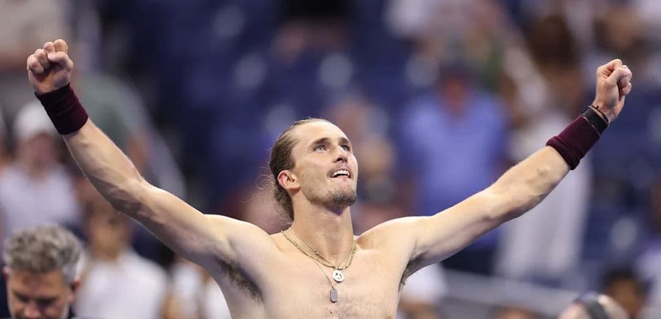 Alexander Zverev pondrá fin a una sequía de 35 años tras la sorprendente derrota de Carlos Alcaraz en Shanghái