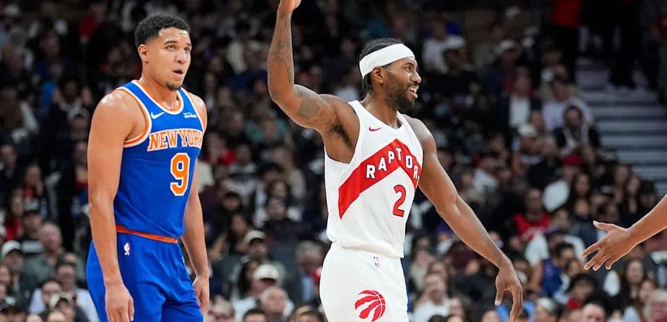 Kawhi Leonard anota 21 puntos en su regreso con Raptors tras polémica y cambio de equipo