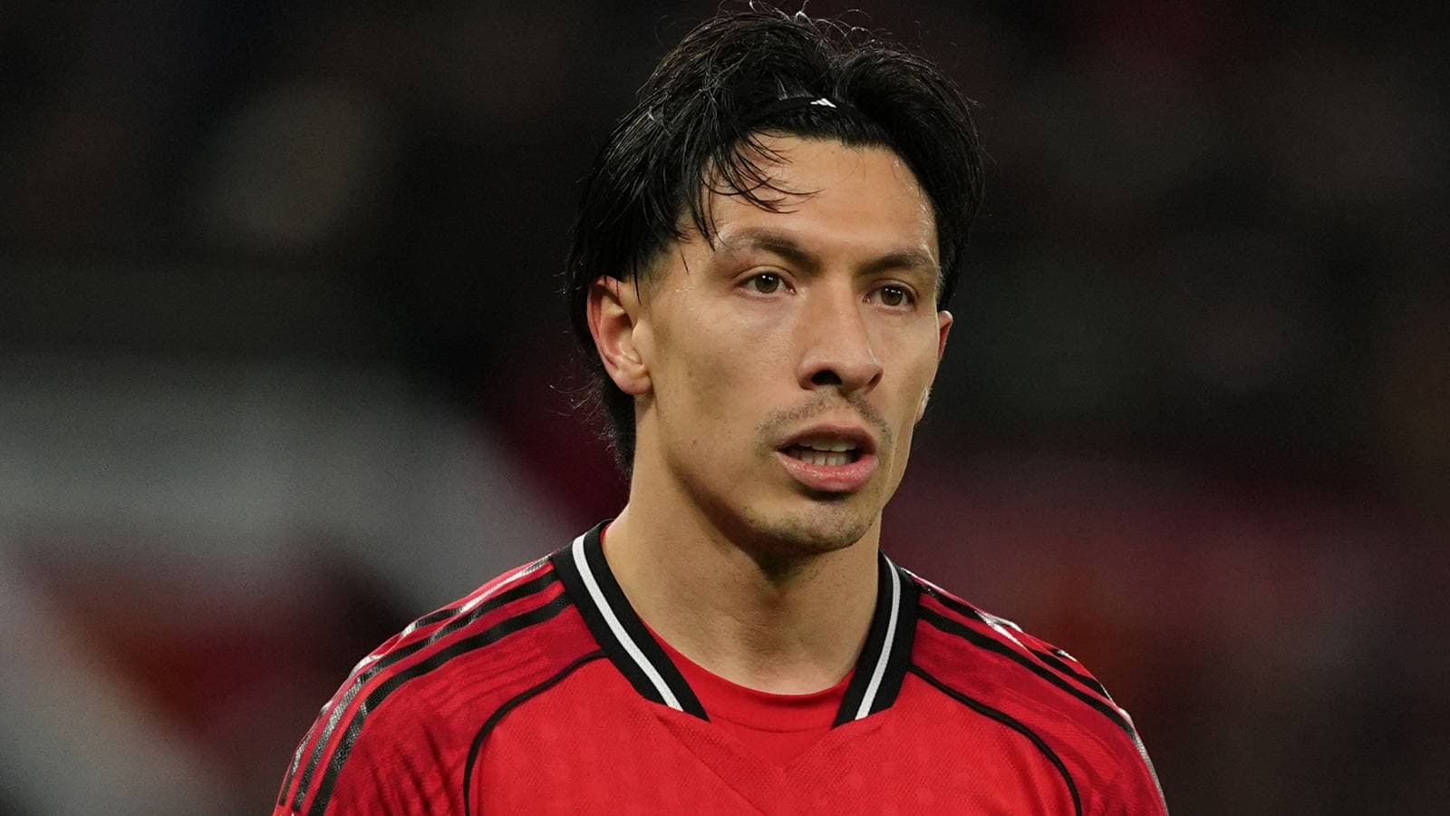 Lisandro Martínez Emite Declaración Tras Su Explosiva Crítica a Manchester United