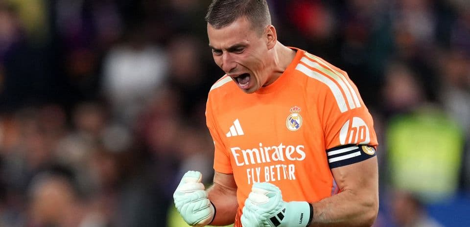 Jose Mourinho elogia a Andriy Lunin tras su actuación magistral en El Clásico