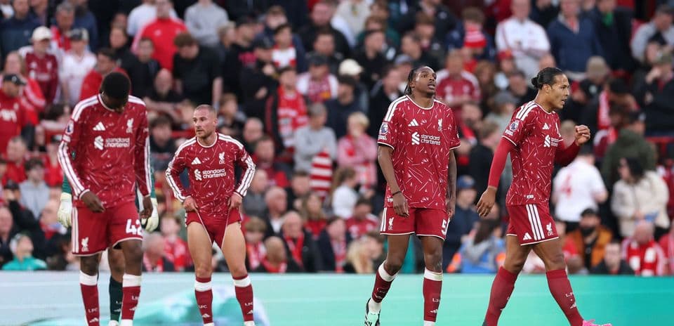 Calificaciones de jugadores del Liverpool ante Man City: Gravenberch expulsado y Frimpong humillado en derrota 0-3