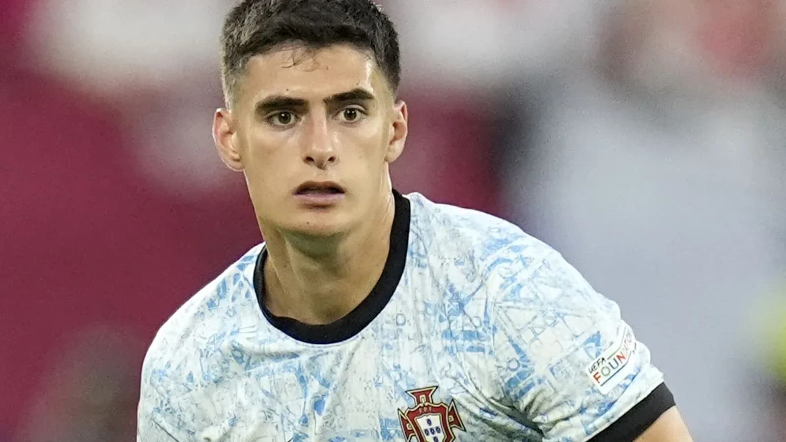 Jugador de Portugal en acción durante un partido Jugador de Portugal en acción durante un partido