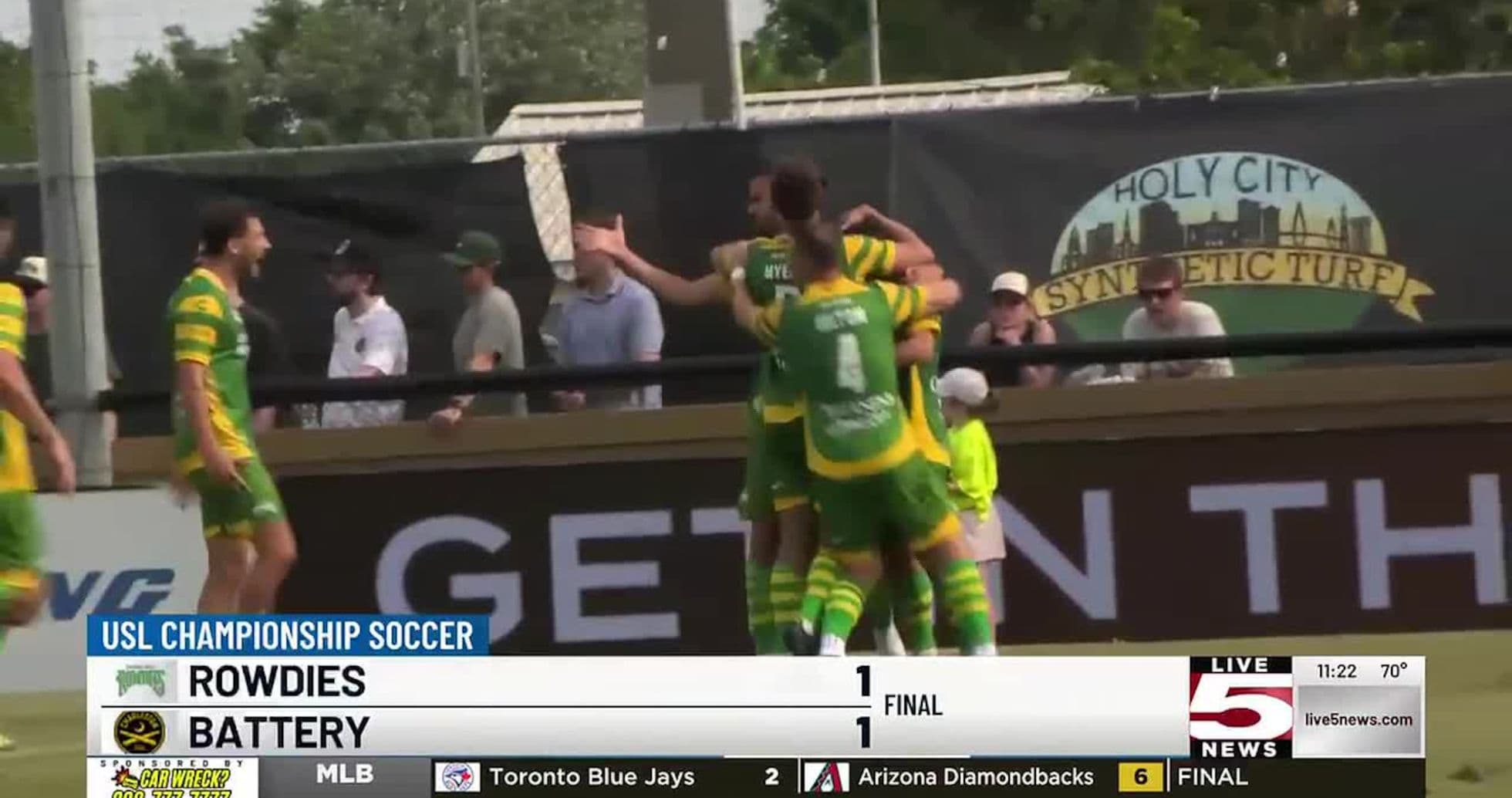Jugadores del Rowdies celebrando un gol Jugadores del Rowdies celebrando un gol