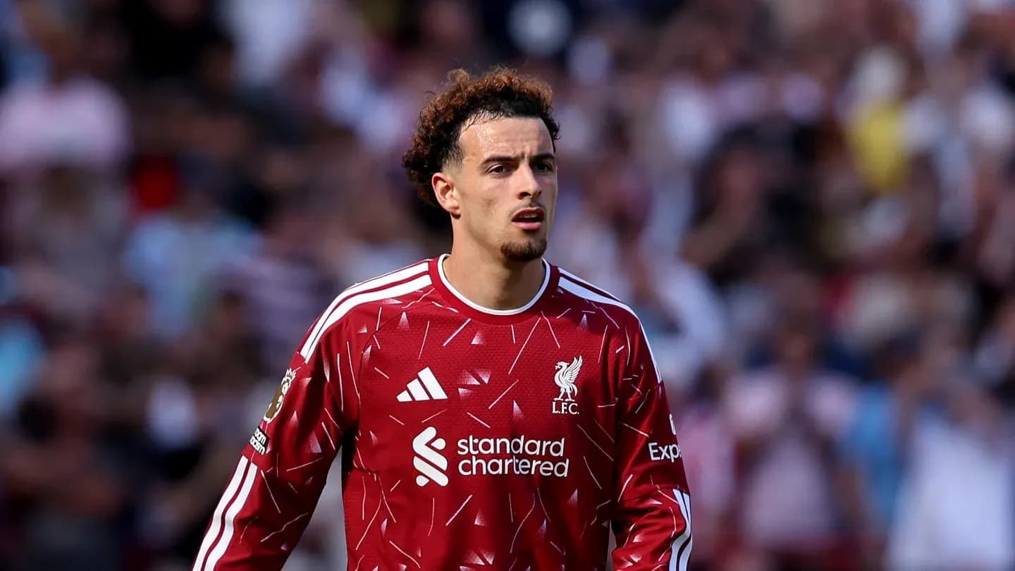 Jugador de Liverpool en acción durante un partido Jugador de Liverpool en acción durante un partido