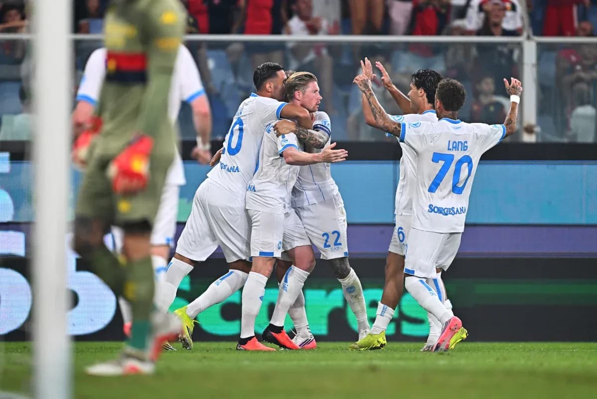 Jugadores del Napoli celebrando un gol Jugadores del Napoli celebrando un gol