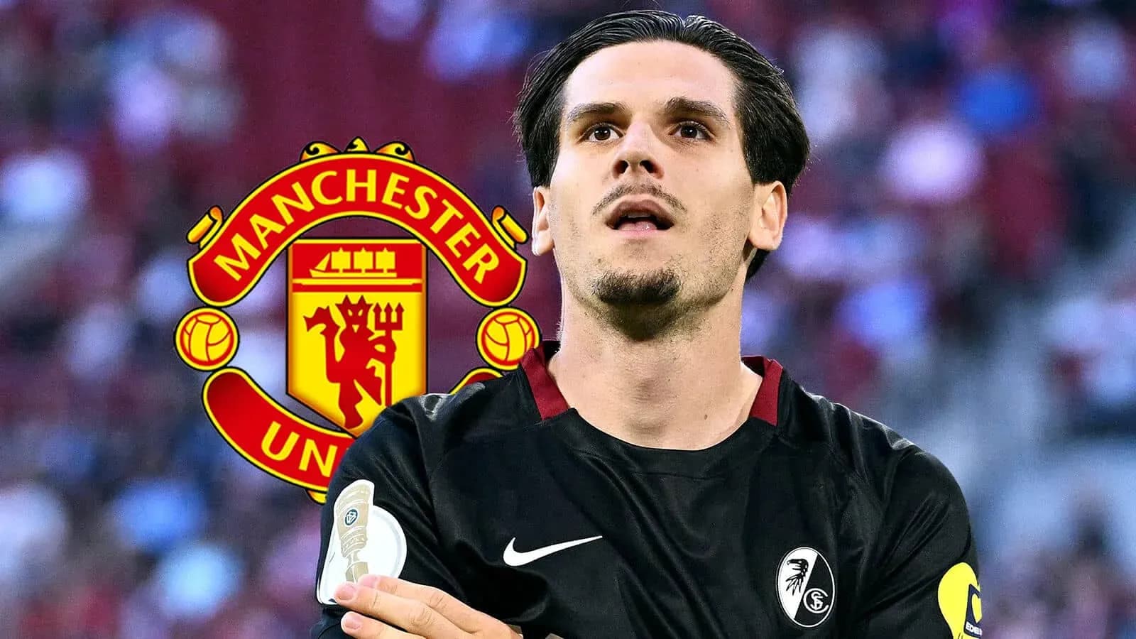 Jugador de fútbol en uniforme con escudo de Manchester United Jugador de fútbol en uniforme con escudo de Manchester United