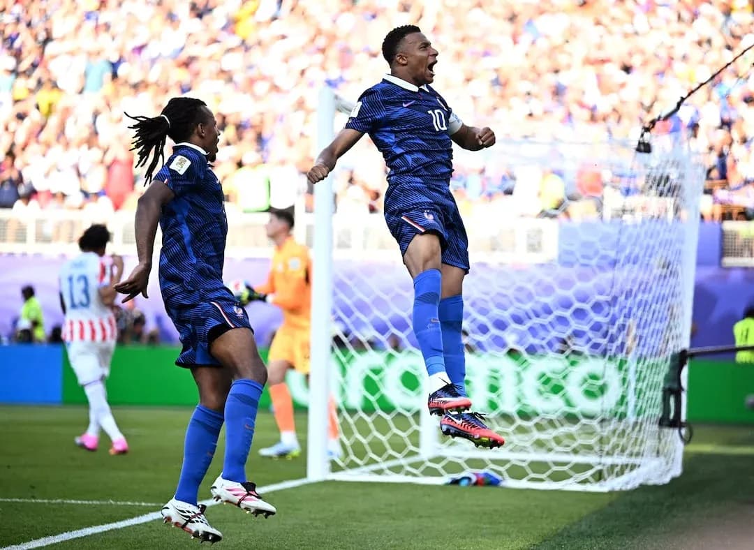 Kylian Mbappé celebrando un gol en partido Kylian Mbappé celebrando un gol en partido