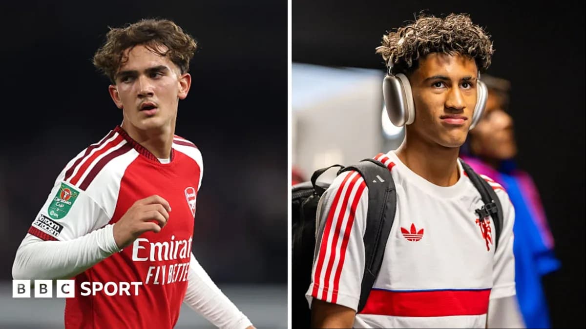 Jugadores de fútbol de Arsenal y equipo rival en acción Jugadores de fútbol de Arsenal y equipo rival en acción