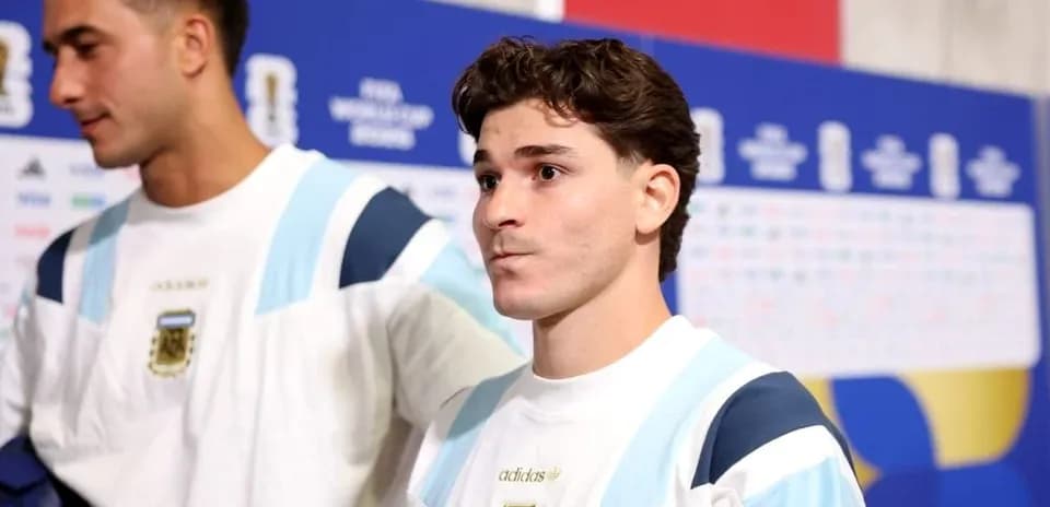 Jugadores argentinos en zona mixta antes del partido Jugadores argentinos en zona mixta antes del partido