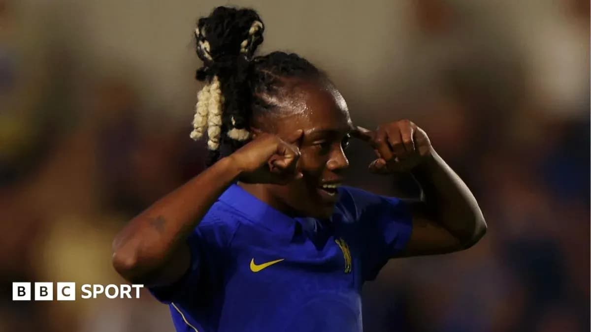 Jugadora de Chelsea celebrando un gol Jugadora de Chelsea celebrando un gol