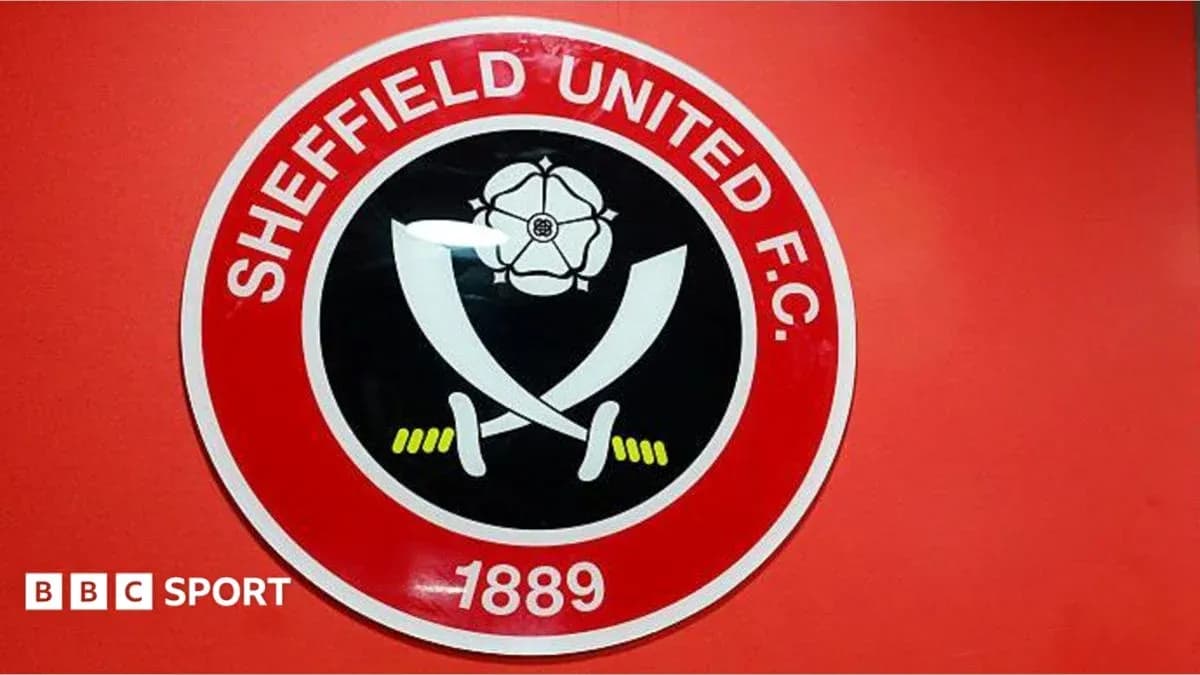 Escudo de Sheffield United F.C. en fondo rojo Escudo de Sheffield United F.C. en fondo rojo
