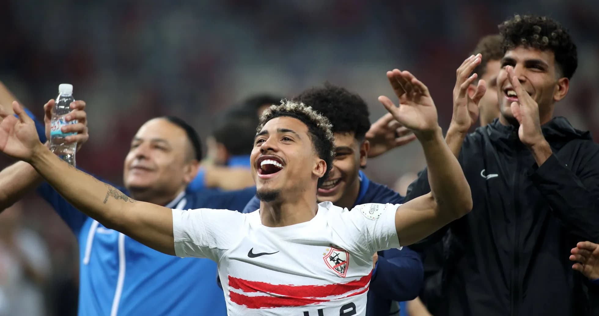 Jugadores del Zamalek celebrando una victoria en el campo Jugadores del Zamalek celebrando una victoria en el campo