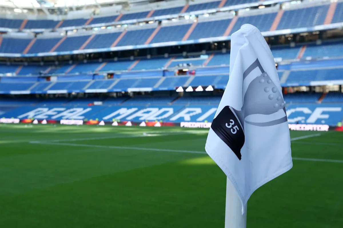 Esquina del campo en estadio del Real Madrid Esquina del campo en estadio del Real Madrid