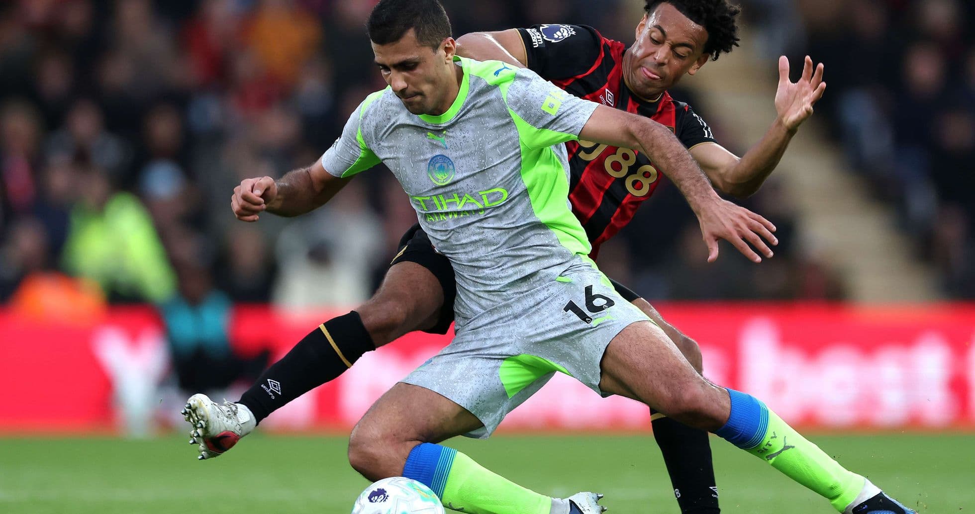 Jugador de Manchester City en acción contra Bournemouth Jugador de Manchester City en acción contra Bournemouth