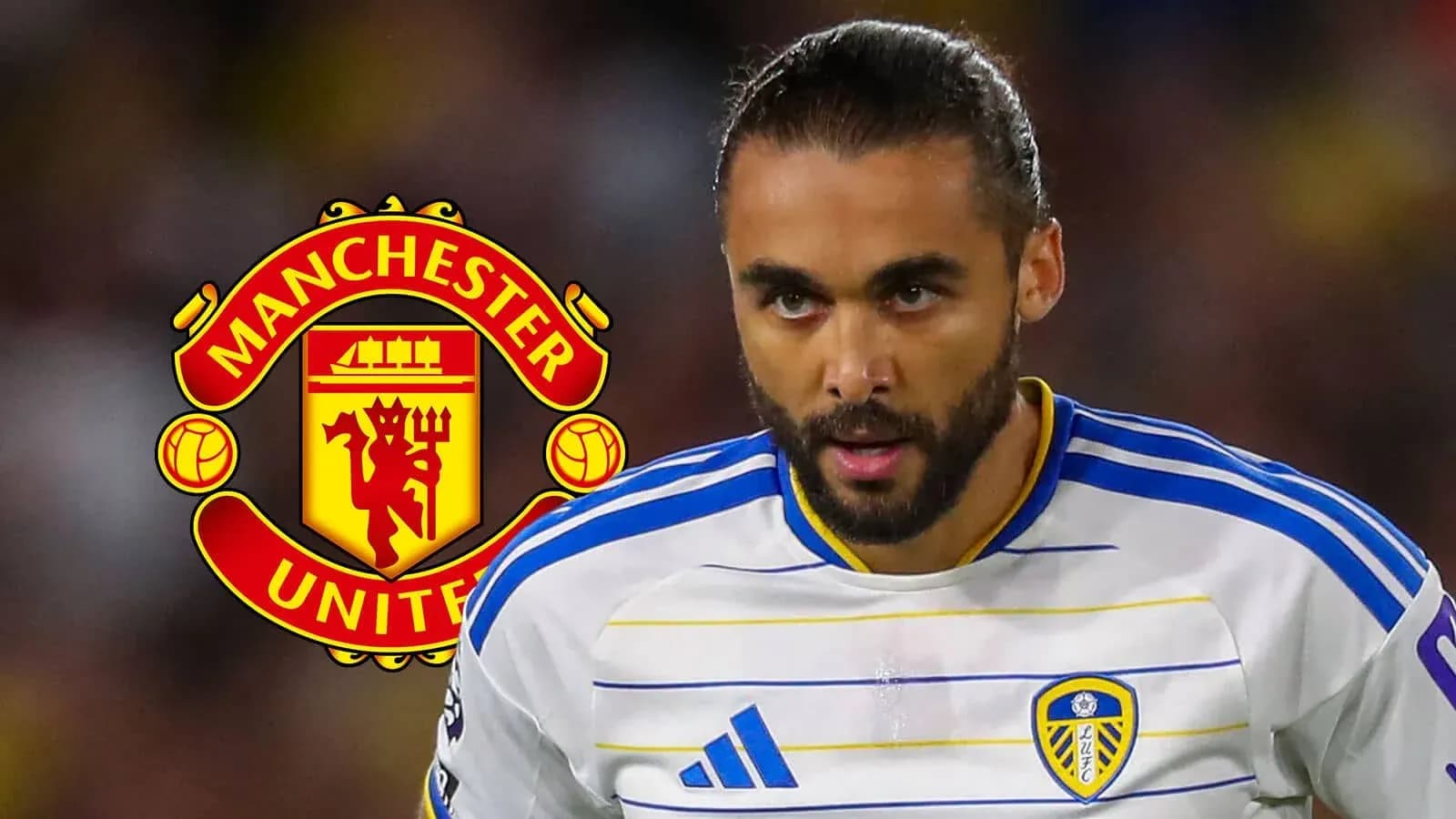 Jugador de Leeds United en primer plano con logo de Manchester United Jugador de Leeds United en primer plano con logo de Manchester United