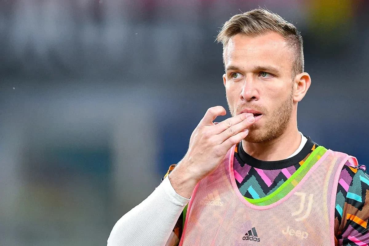 Jugador de la Juventus en el calentamiento previo Jugador de la Juventus en el calentamiento previo