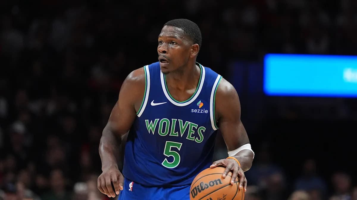 Anthony Edwards enfrentará cirugía en la rodilla derecha y podría perderse dos meses o más Anthony Edwards enfrentará cirugía en la rodilla derecha y podría perderse dos meses o más