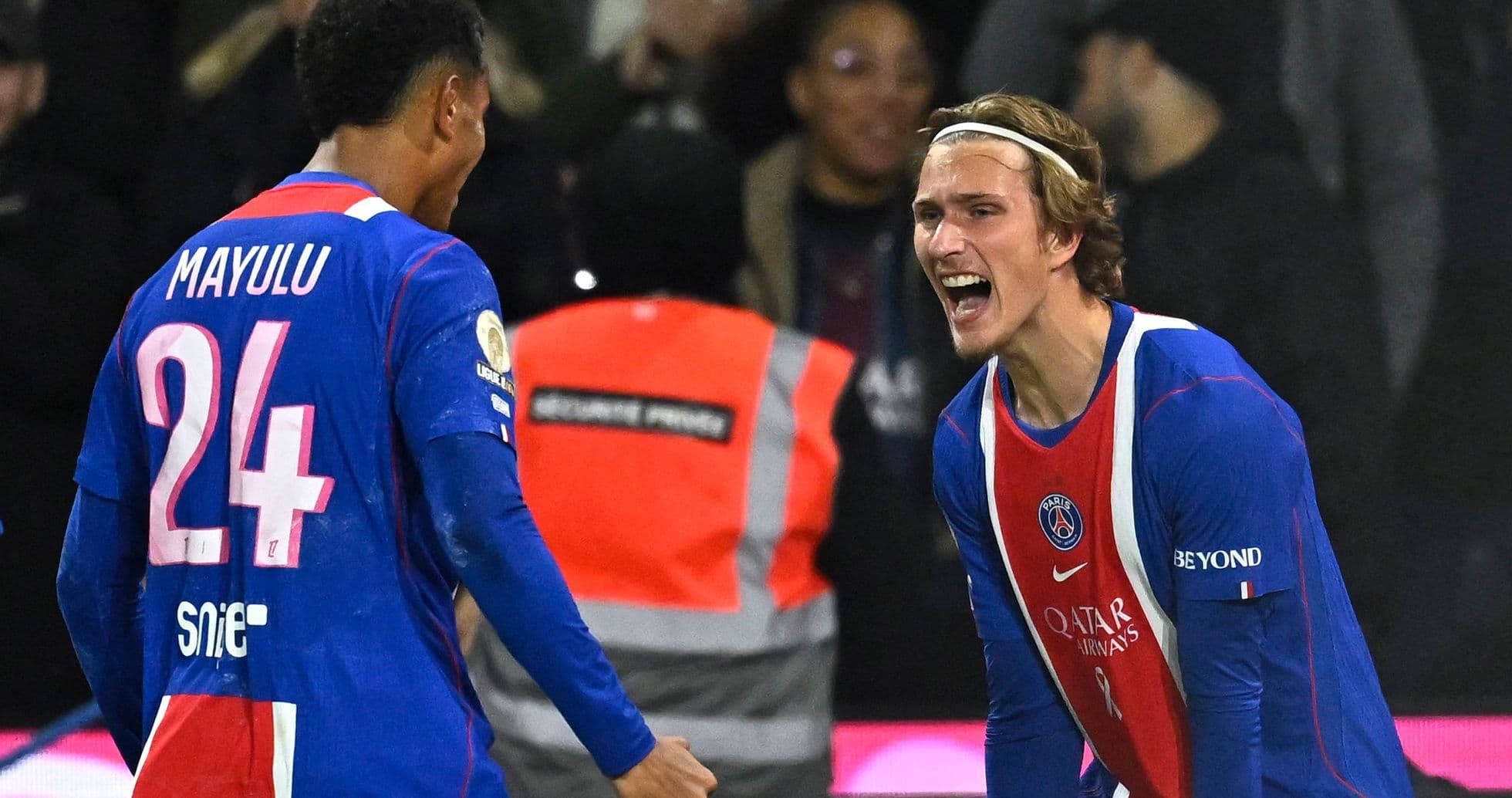 Valoraciones de jugadores del PSG ante Lyon: Mayulu y Godts marcan para asegurar el liderato Valoraciones de jugadores del PSG ante Lyon: Mayulu y Godts marcan para asegurar el liderato